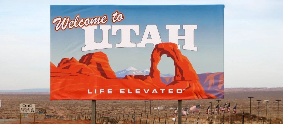 Utah_border_sign